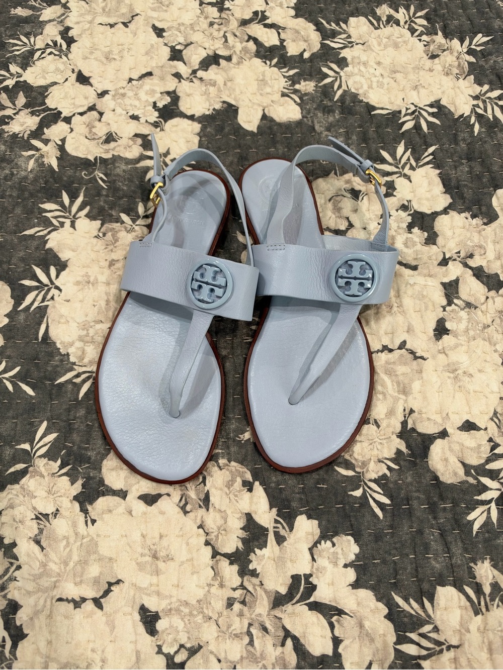 Tory Burch Benton 2 Light Blue Thong Sandals with Logo Accent